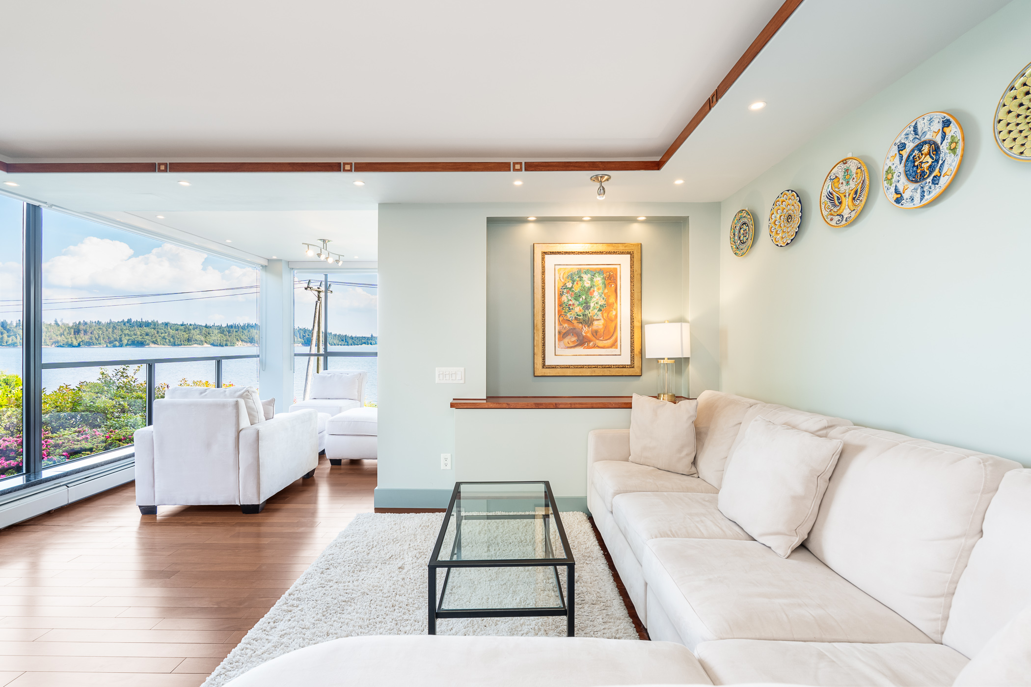 #103 – 2108 Argyle Avenue